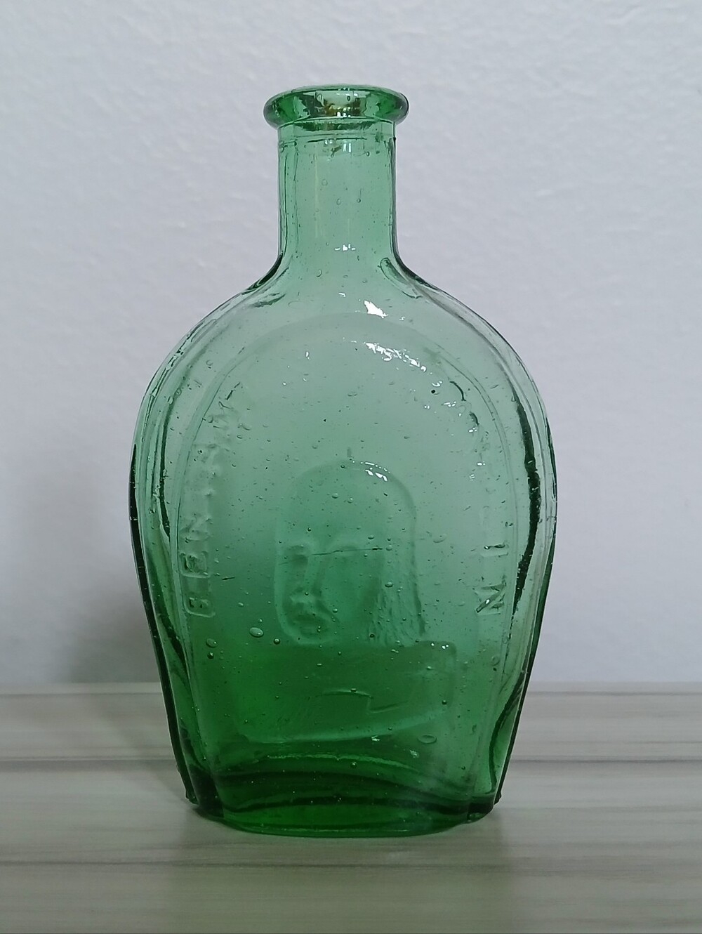 Vintage Lot 4 Miniature Coloured Glass Bottles 1970s Wheaton Taiwan - Picture 8 of 16